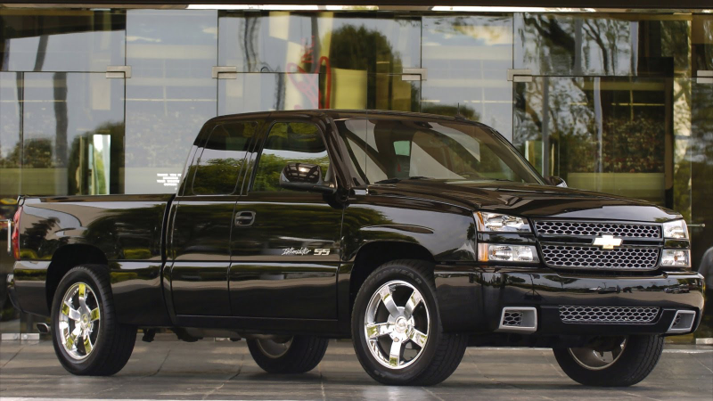 Illustration for article titled DD, Track, or Burn: Full Size Sport Trucks with 4 doors or extended cab.